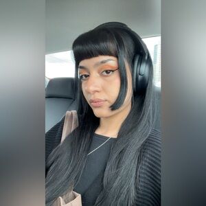 Meet your Posher, Julia